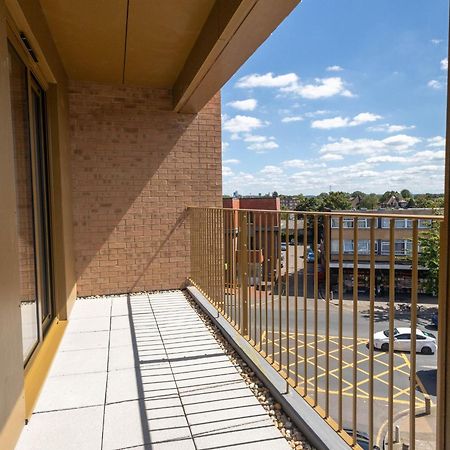 Modern Apartments With Balcony In Merton Near Wimbledon By Sojo Stay มิทแชม ภายนอก รูปภาพ