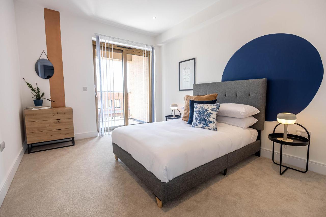 Modern Apartments With Balcony In Merton Near Wimbledon By Sojo Stay มิทแชม ภายนอก รูปภาพ