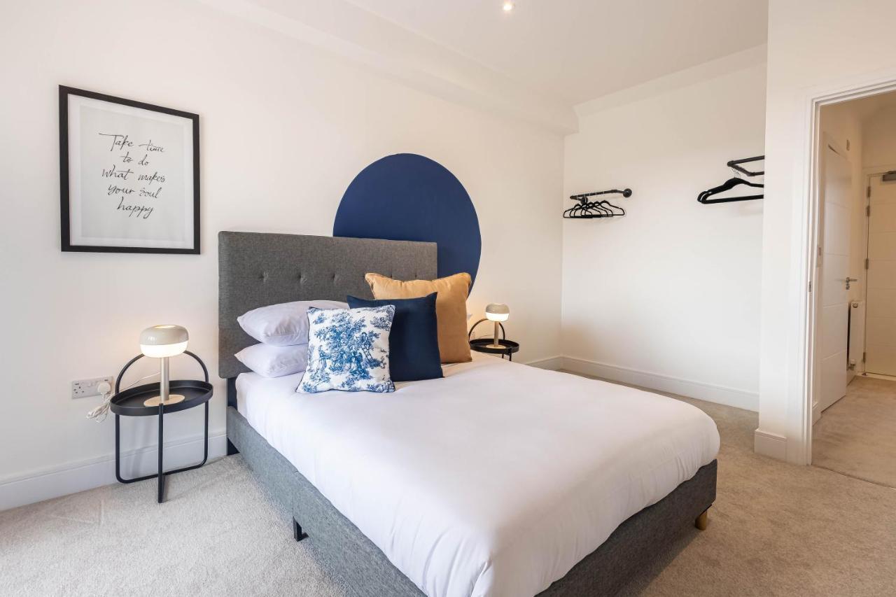 Modern Apartments With Balcony In Merton Near Wimbledon By Sojo Stay มิทแชม ภายนอก รูปภาพ
