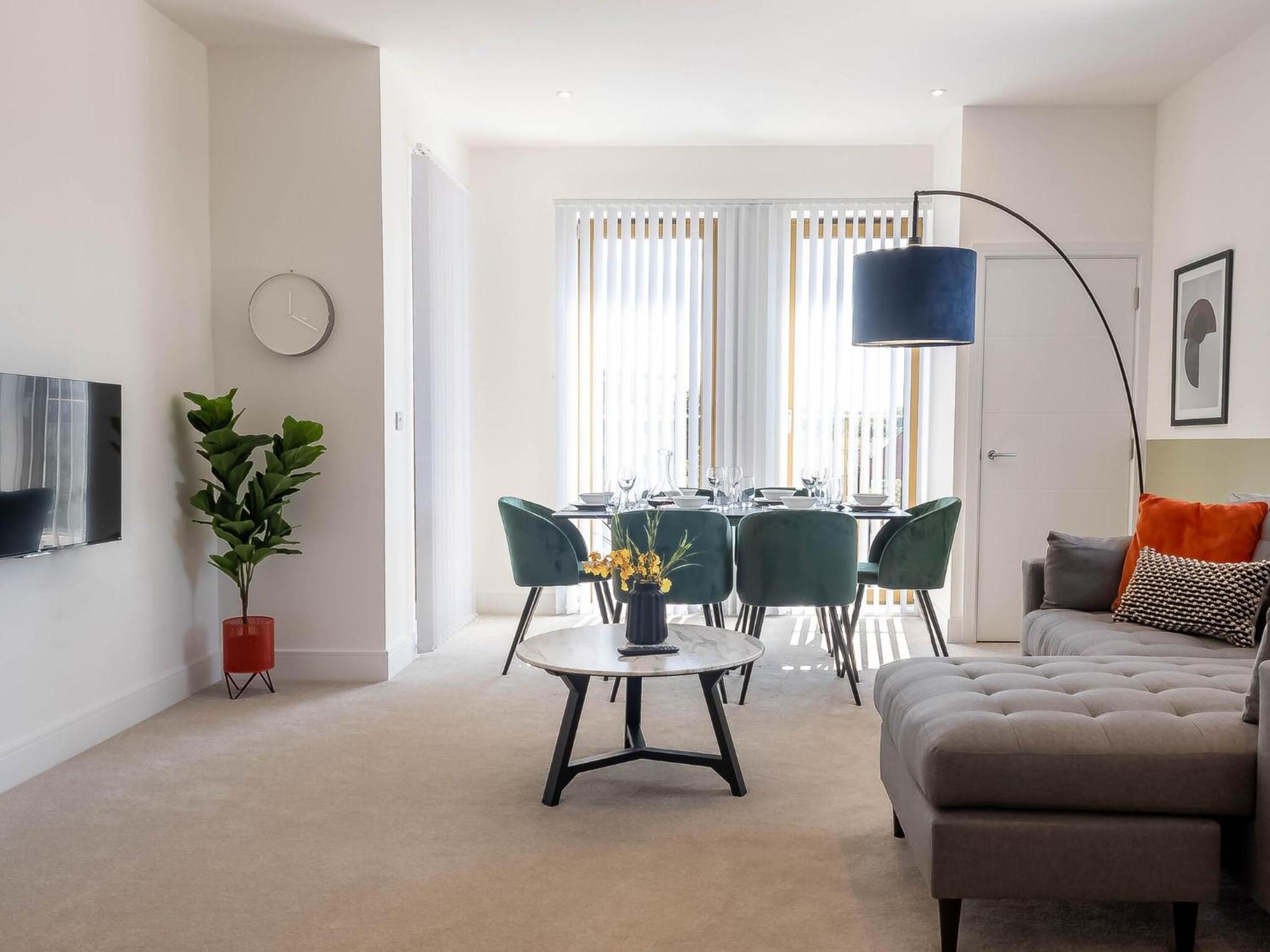 Modern Apartments With Balcony In Merton Near Wimbledon By Sojo Stay มิทแชม ภายนอก รูปภาพ